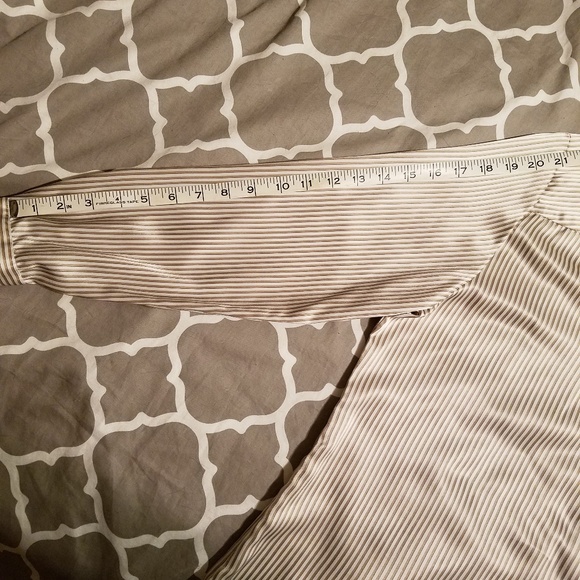 Vintage 80s 90s silky striped button down - Picture 5 of 5